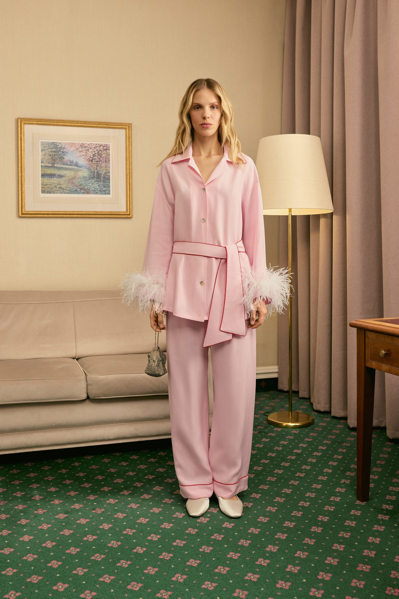 Miss Cat Belted Set with Detachable Feathers in Pink