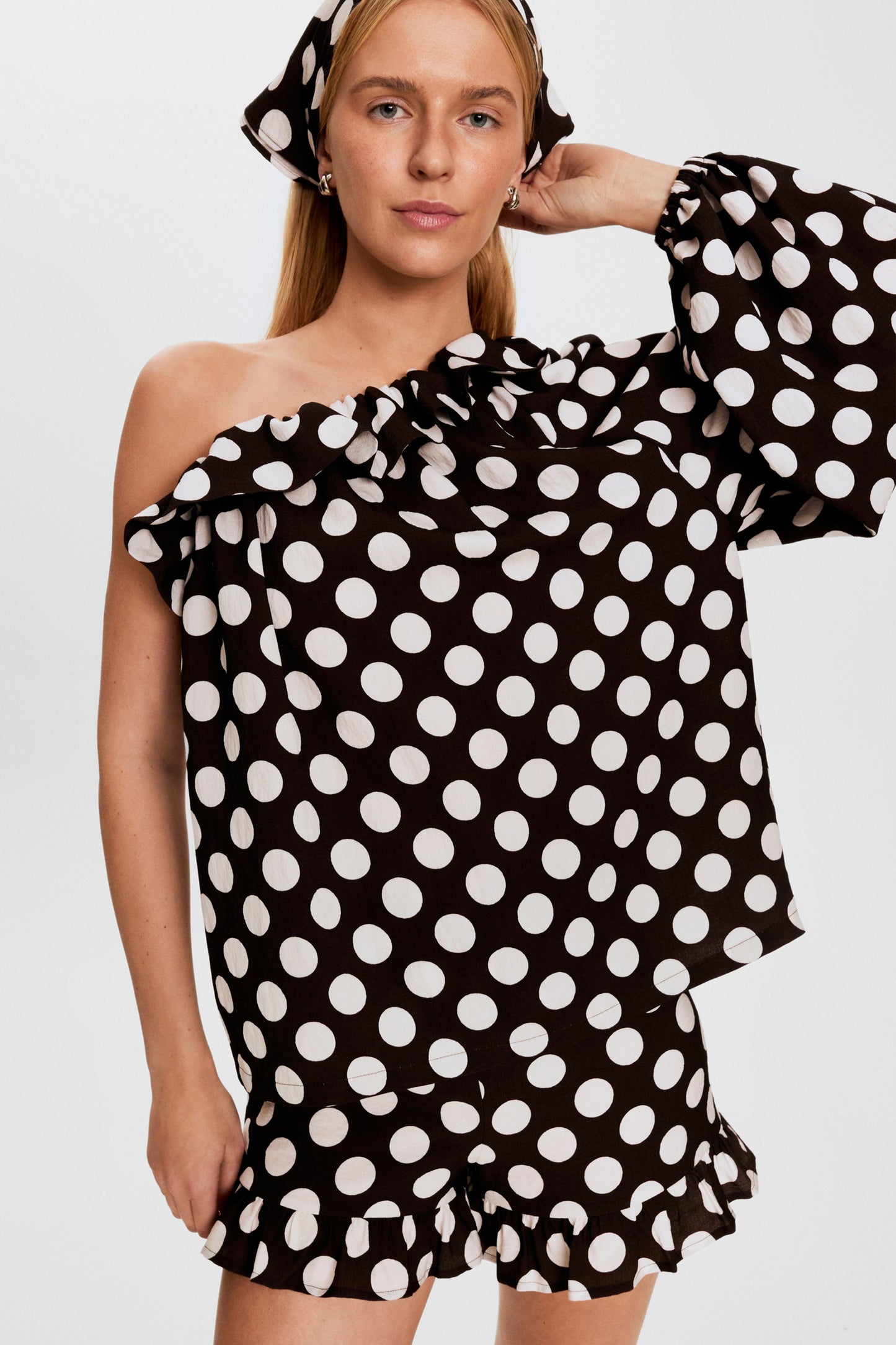 Gaia Soft Viscose Top in Black Polka Dot